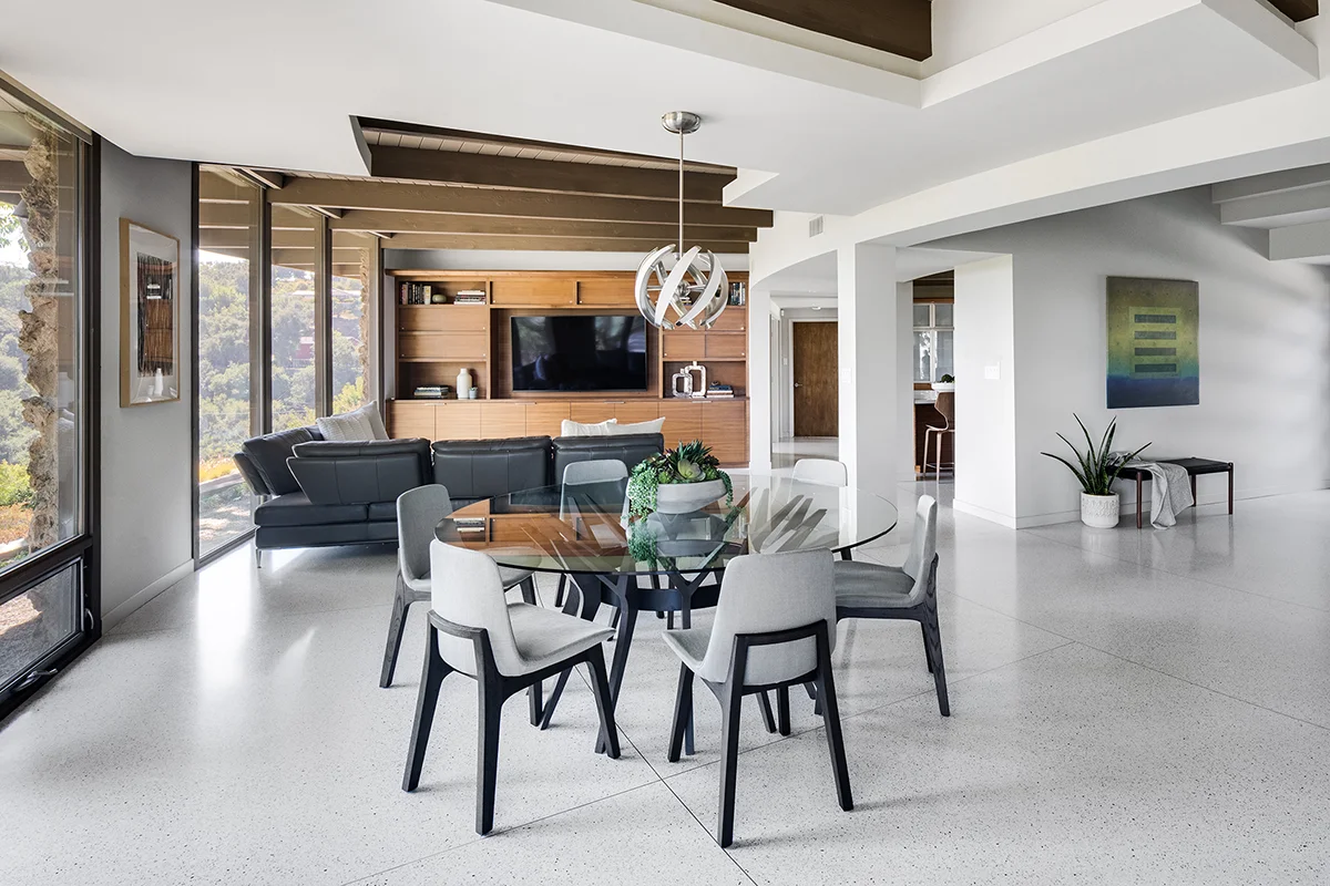 Open plan style home that's been newly refurbished